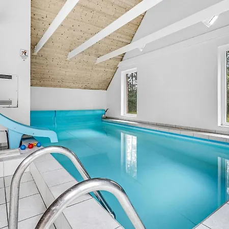 Beautiful In Vaeggerlose With Private Swimming Pool, Be Inside Or Outside 펜션