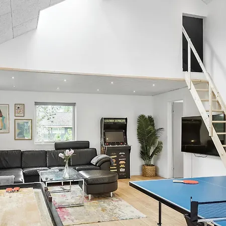 펜션 Beautiful In Vaeggerlose With Private Swimming Pool, Be Inside Or Outside Bøtø By